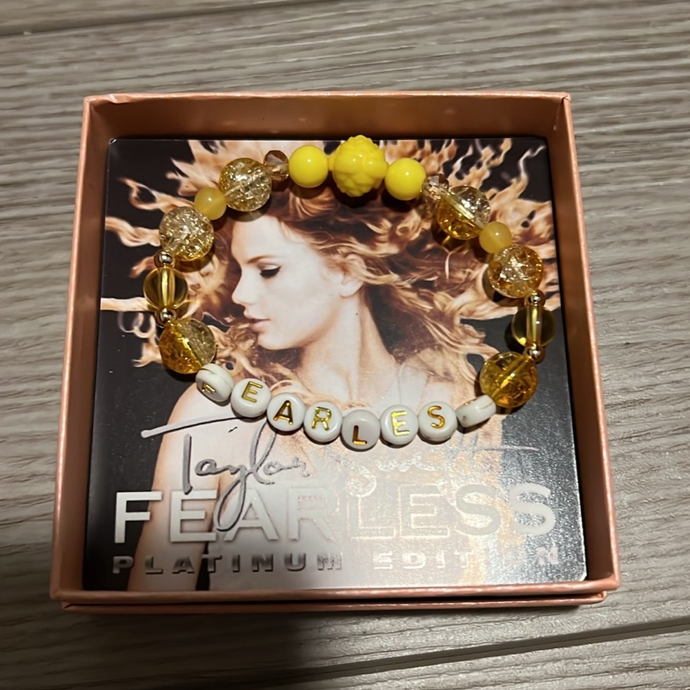 Bundle of bracelets - Picture 3 of 5